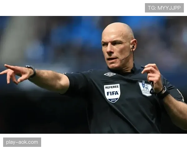 英超裁判标准争议再起，VAR技术应用面临改革压力